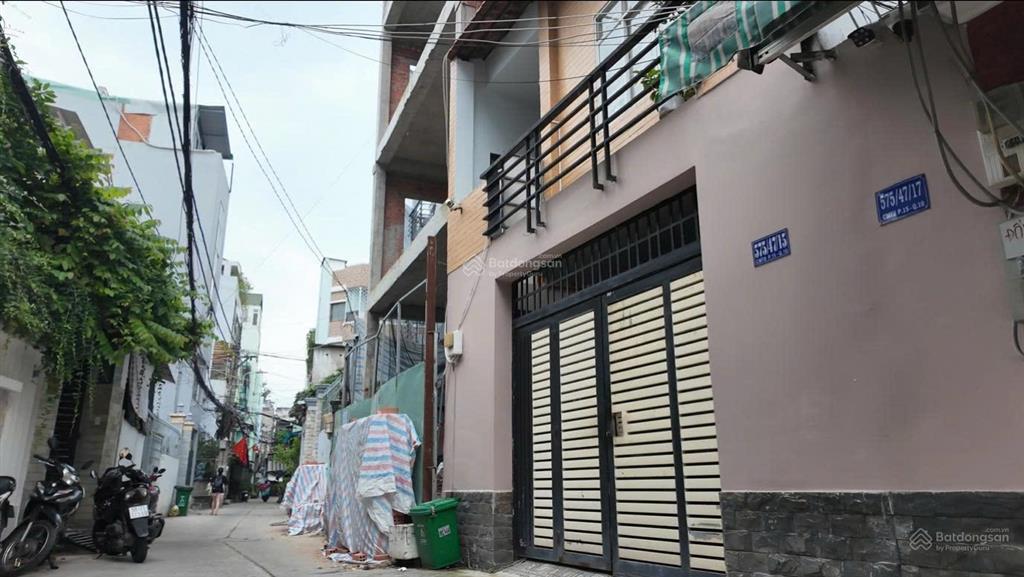 Chủ bán gấp nhà hxh 8m cách mạng tháng 8, q.10  nở hậu, cn 56,1m²  3 tầng  giá 11 tỷ