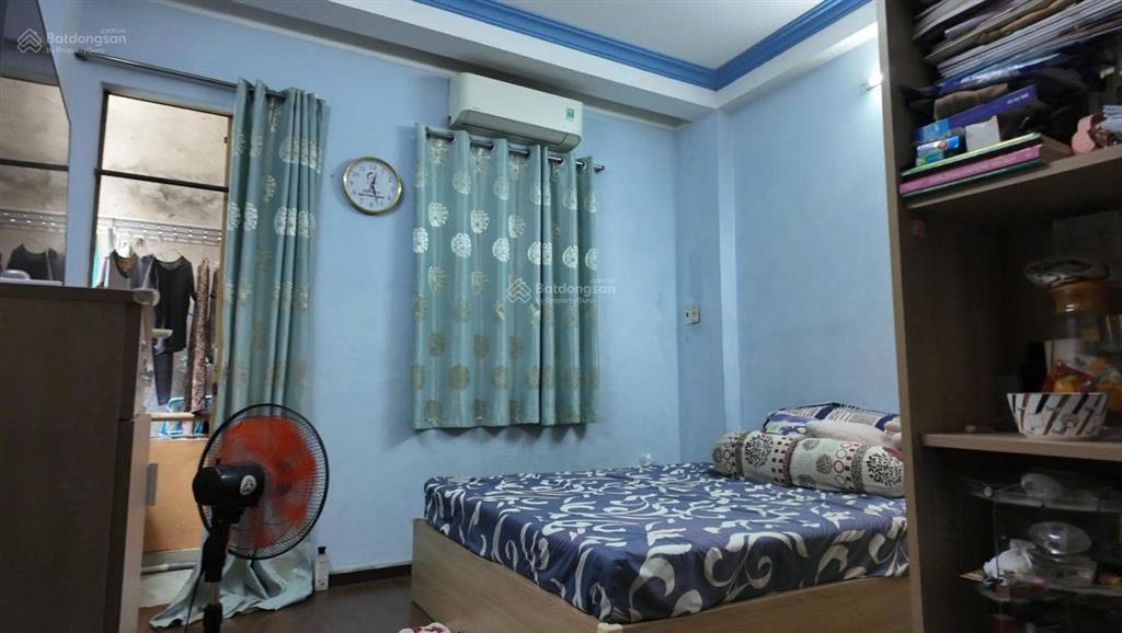 Chủ bán gấp nhà hxh 8m cách mạng tháng 8, q.10  nở hậu, cn 56,1m²  3 tầng  giá 11 tỷ