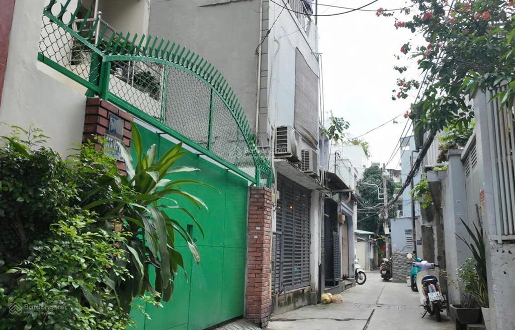 Chủ bán gấp nhà hxh 8m cách mạng tháng 8, q.10  nở hậu, cn 56,1m²  3 tầng  giá 11 tỷ