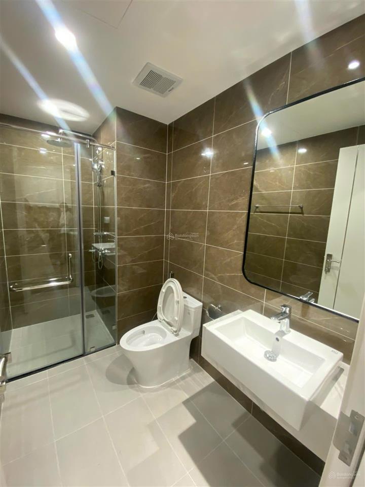 Bán căn hộ 55m2 view bể bơi tầng 15 giá 4,780 tỷ bao phí