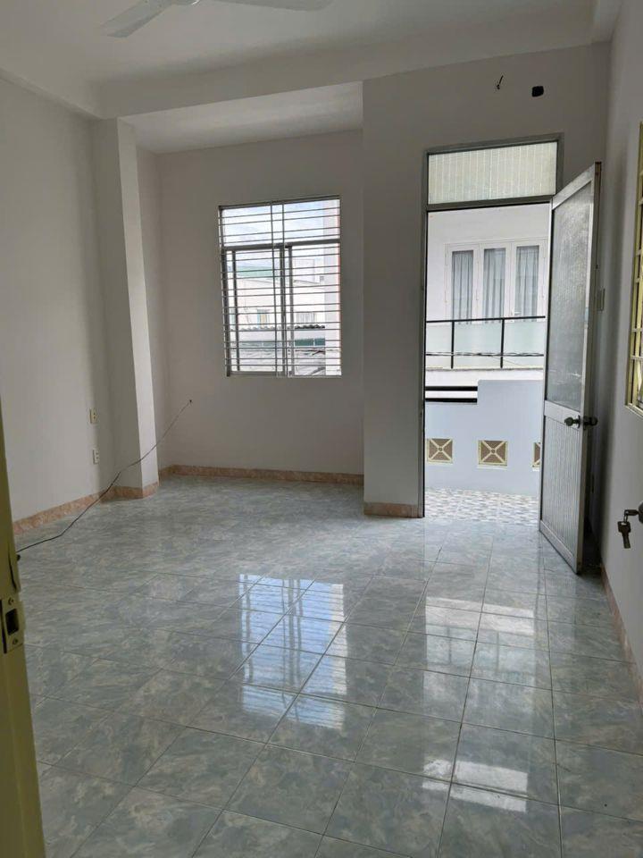 BÁN HOẶC CHO THUÊ NHÀ 2B/5 ĐƯỜNG SỐ 10, PHƯỜNG PHÚ LÂM TP.HCM. LH: 0938358990, 0908535558 