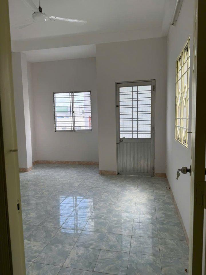 BÁN HOẶC CHO THUÊ NHÀ 2B/5 ĐƯỜNG SỐ 10, PHƯỜNG PHÚ LÂM TP.HCM. LH: 0938358990, 0908535558 