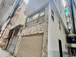 Giảm 300tr còn 7.99 tỷ lô góc 3 gác tránh nửa phút ra vành đai 2.5 5t* 32m2 mt 3.8m nhà mới keng
