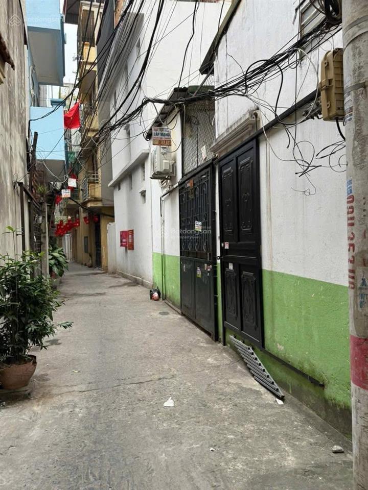 6.9 tỷ mặt ngõ 3 gác nhà 5 tầng dân xây, nửa phút ra mặt phố trần hòa dt 32m2 mt 3.2m