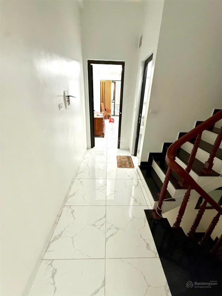 (siêu rẻ) 14tr/tháng nhà riêng định công thượng, vài bước ra ô tô