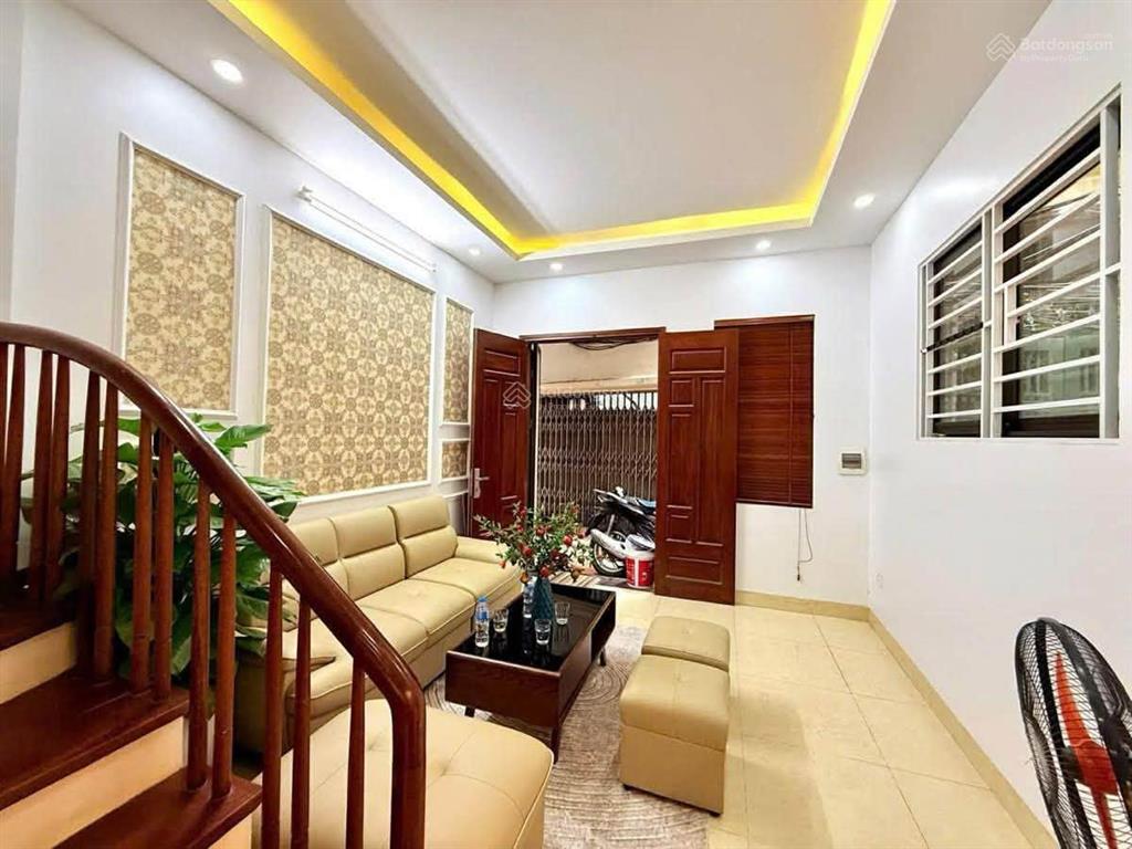 Lô góc mặt tiền khủng 5.5m 5 tầng mới keng * 36m2 chào 8.9 tỷ