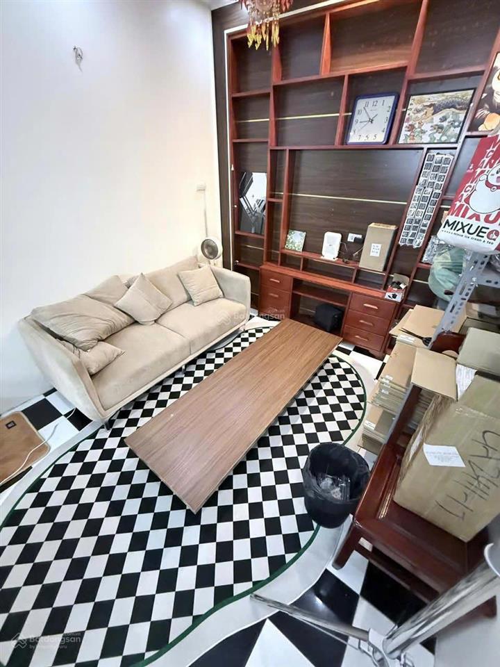 (14tr/tháng) mặt đường ô tô 36m2 * 5 tầng phương liệt, thanh xuân