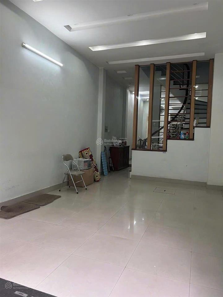 (18tr/tháng) mặt phố ô tô tránh, kinh doanh tốt dt 50m2 4pn full nội thất