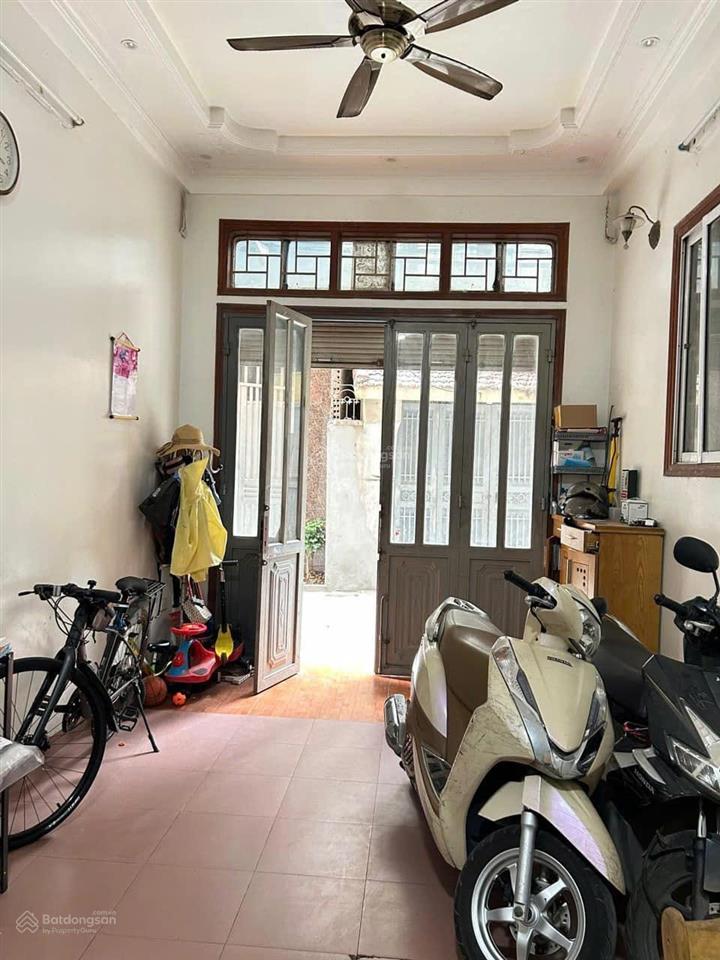 10tr/th ô tô đỗ cửa 3pn 38m2 nội thất cơ bản kim giang, thanh liệt