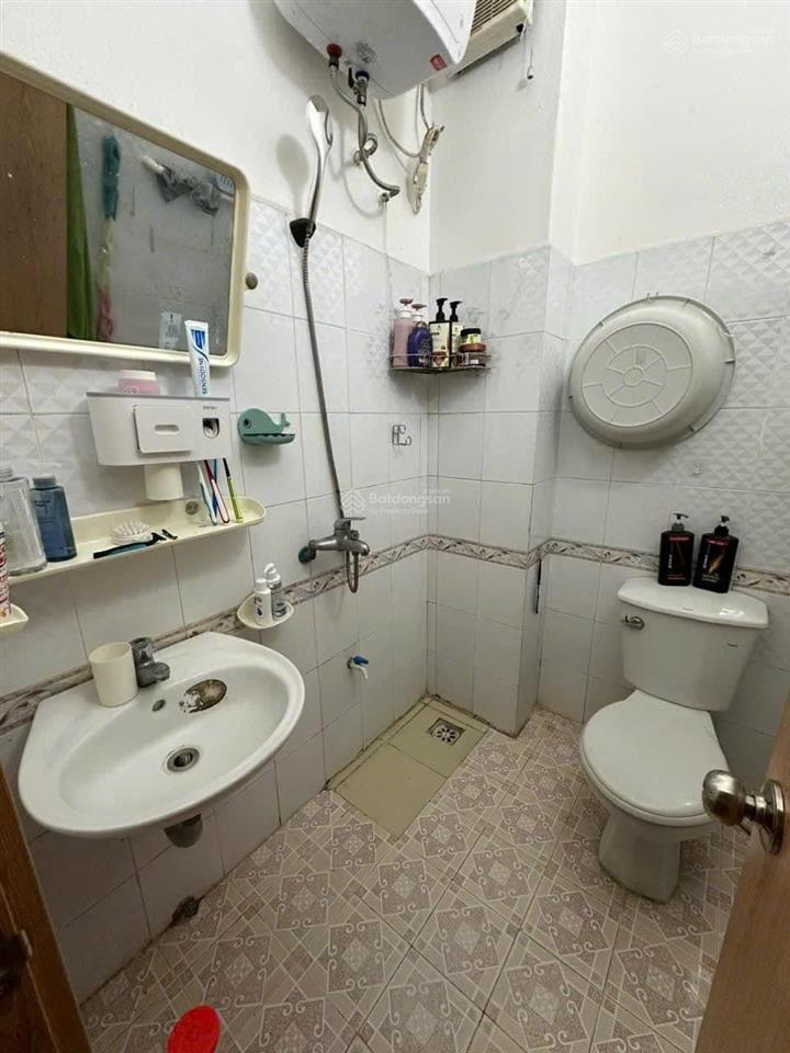 10tr/th ô tô đỗ cửa 3pn 38m2 nội thất cơ bản kim giang, thanh liệt