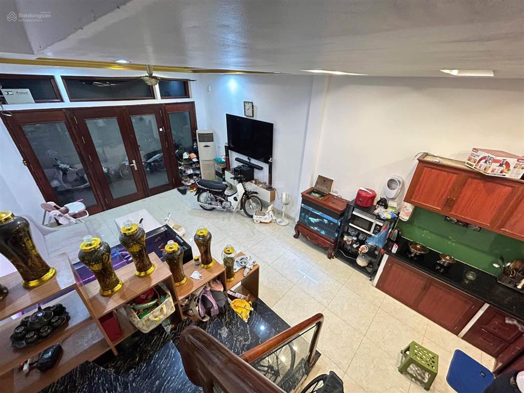 Vài bước ra phố, 2 thoáng 5 tầng * dt 45m2 ô chờ thang máy chào 8 tỷ