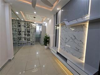10tr/tháng 3pn ngõ 3 gác nội thất đầu đủ vĩnh hưng hm