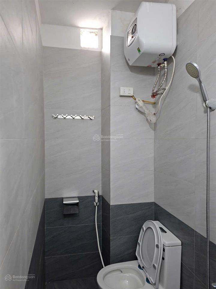 10tr/tháng 3pn ngõ 3 gác nội thất đầu đủ vĩnh hưng hm