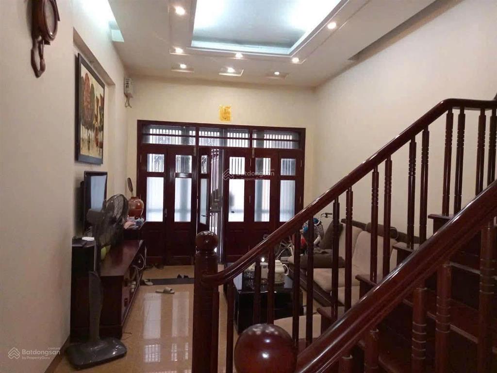 17tr/tháng ngõ ô tô dt 45m2*4t full nội thất 4pn khuất duy tiến, thanh xuân