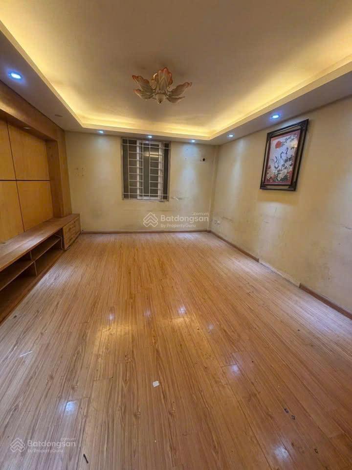 Khu phân lô ô tô tránh kd tốt dt 50m2 * 4t 5pn phố vọng 17tr/ tháng