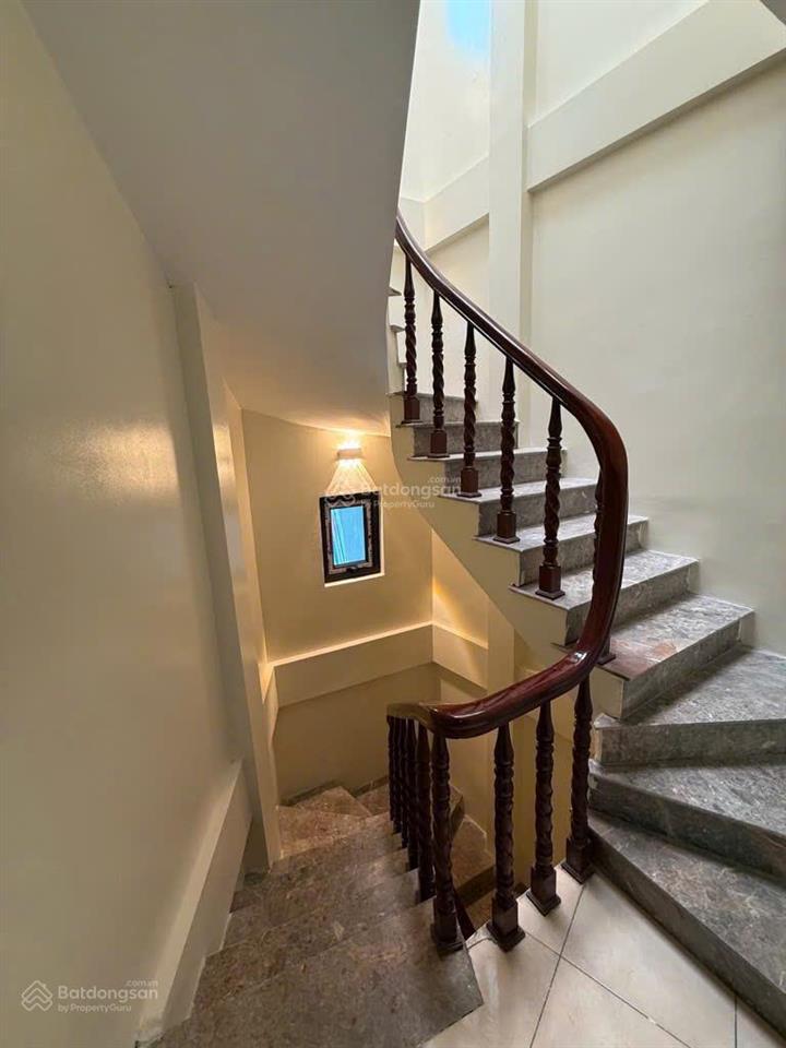 ( 9tr/tháng ) ngõ 3 gác 4 tầng * 32m2 nhà mới tinh, full nội thất tam trinh , hoàng mai