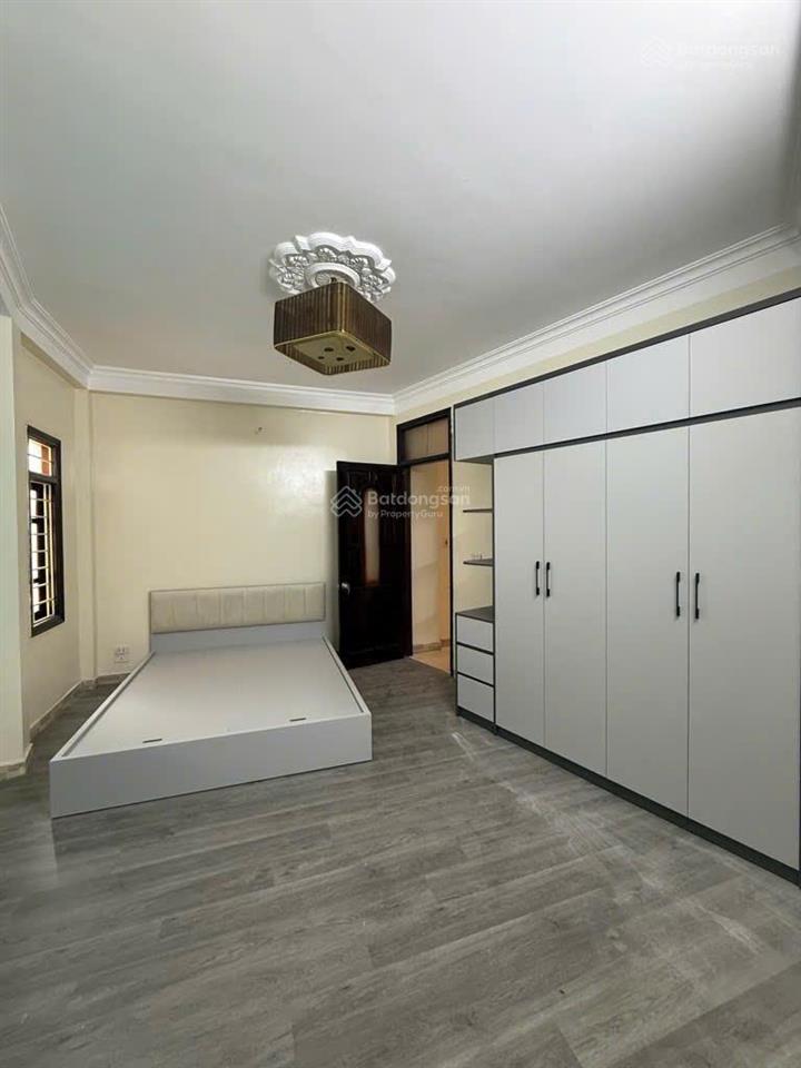 ( 9tr/tháng ) ngõ 3 gác 4 tầng * 32m2 nhà mới tinh, full nội thất tam trinh , hoàng mai