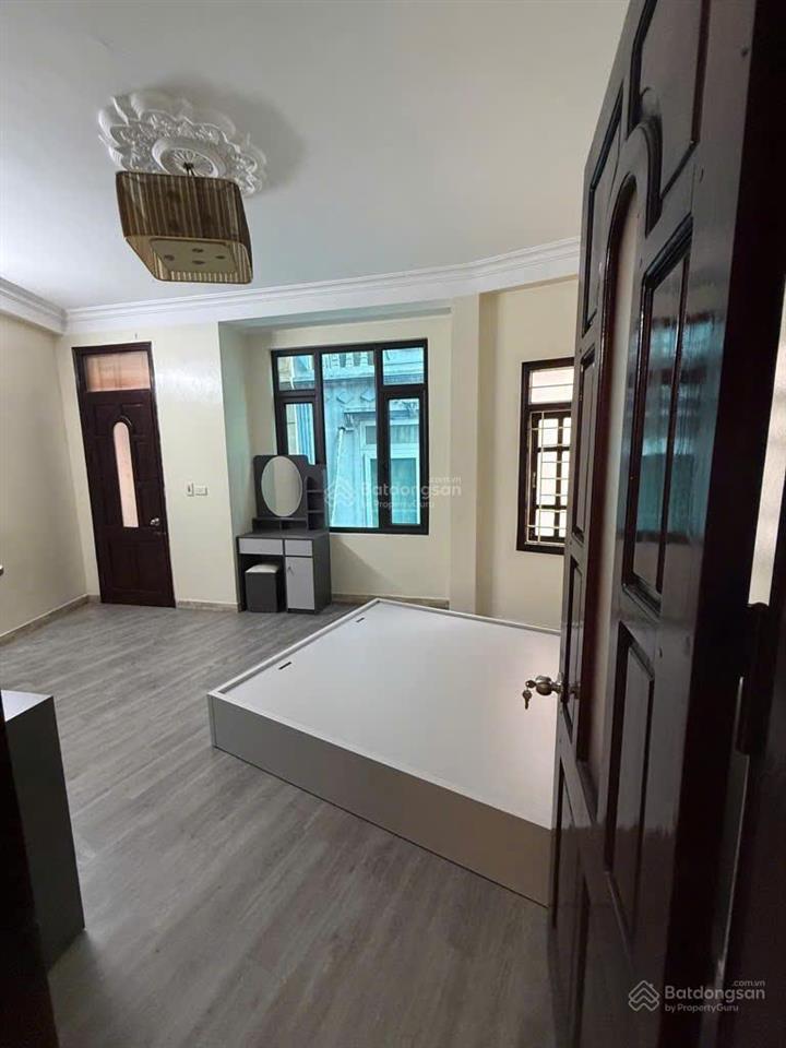 ( 9tr/tháng ) ngõ 3 gác 4 tầng * 32m2 nhà mới tinh, full nội thất tam trinh , hoàng mai