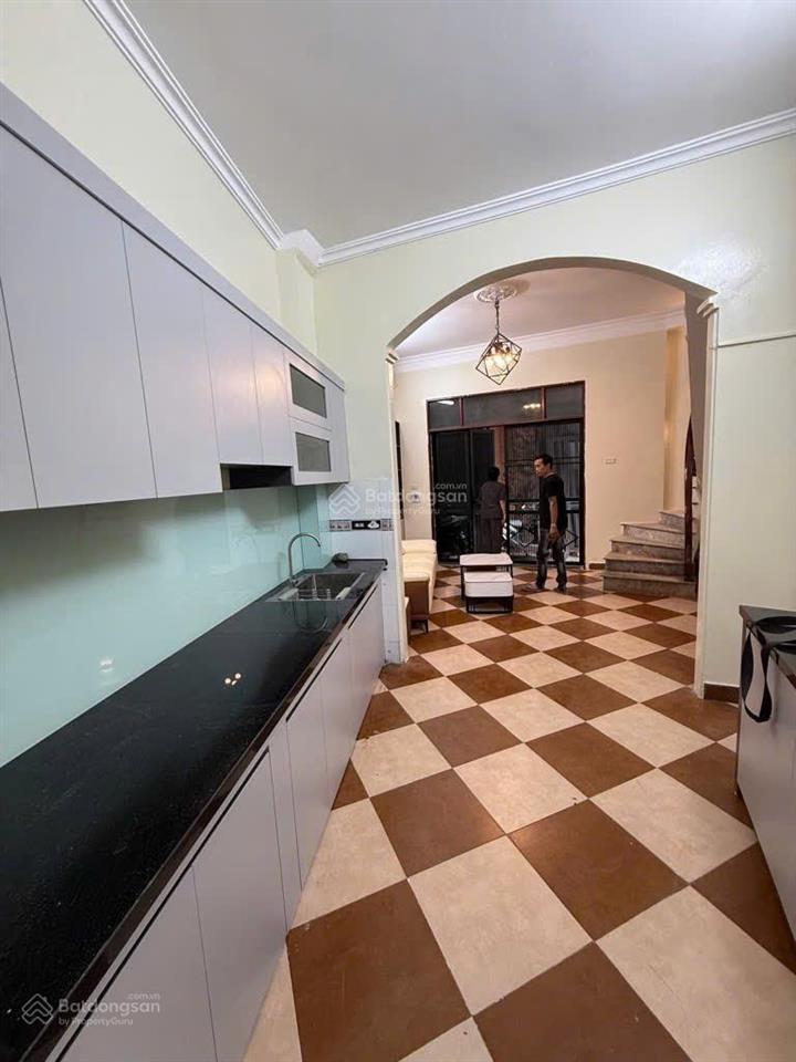 ( 9tr/tháng ) ngõ 3 gác 4 tầng * 32m2 nhà mới tinh, full nội thất tam trinh , hoàng mai
