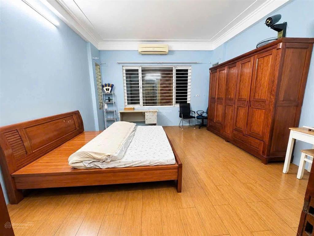 (9.5tr/tháng) dt lớn 48m2 * 4 sàn full nội thất tựu liệt, hoàng liệt.