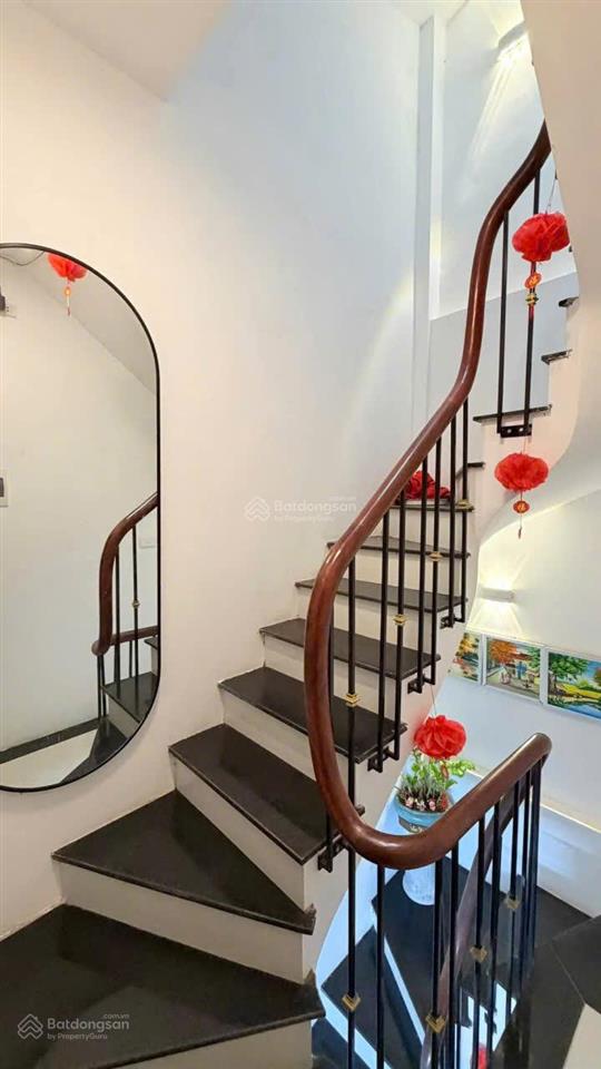 (15tr/th) nhà mới, ngõ 3 gác 40m2 * 4 sàn 3pn ngõ thịnh hào 2, đống đa