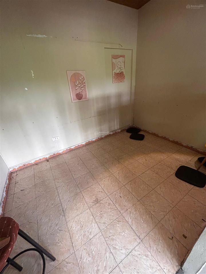 20 tr/tháng dt 40m2 * 3 sàn trần đại nghĩa, hai bà trưng
