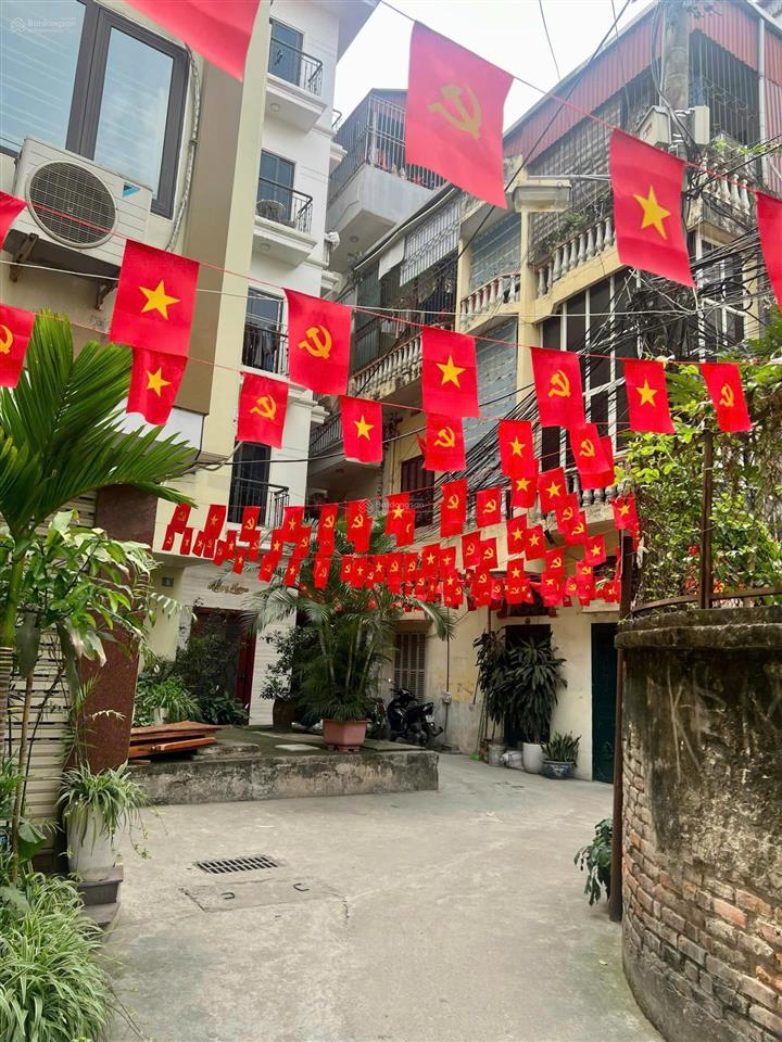 9tr/tháng dt 50m2 * 3 sàn 2pn gần phố nguyễn văn trỗi, thanh xuân