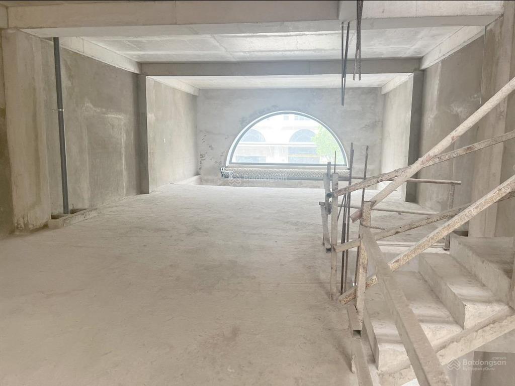 Shophouse mặt tiền đinh thị thi có hầm âm còn lại 1 căn từ cđt vạn phúc, hầm âm+5l tt tiến độ.