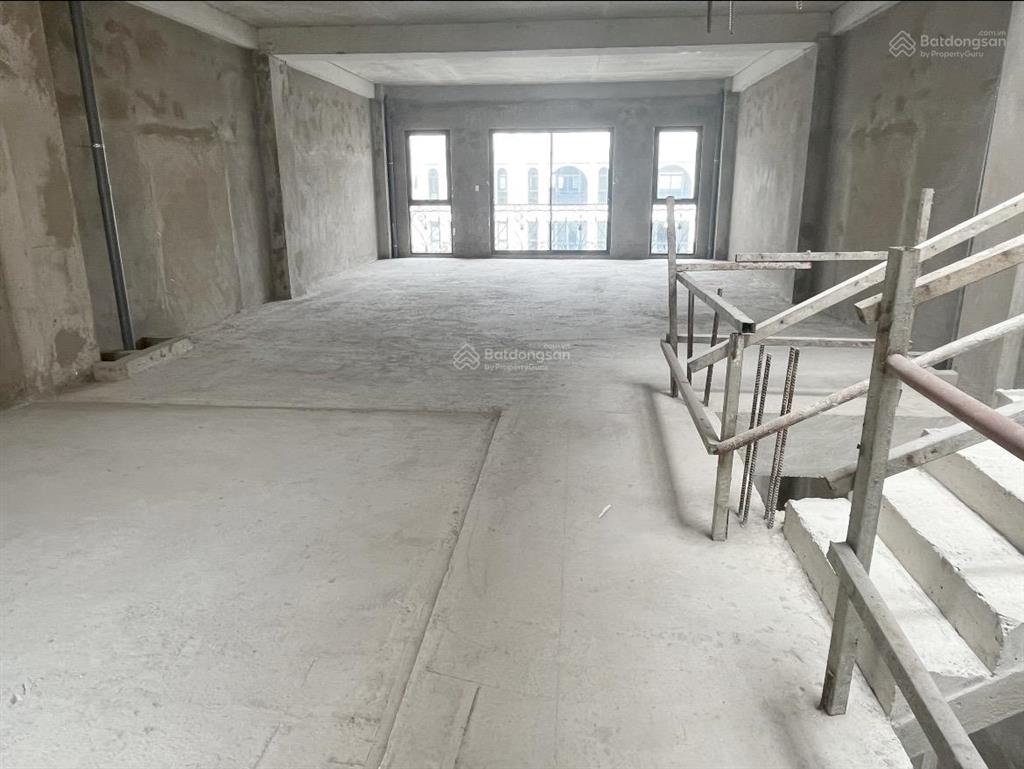 Shophouse mặt tiền đinh thị thi có hầm âm còn lại 1 căn từ cđt vạn phúc, hầm âm+5l tt tiến độ.