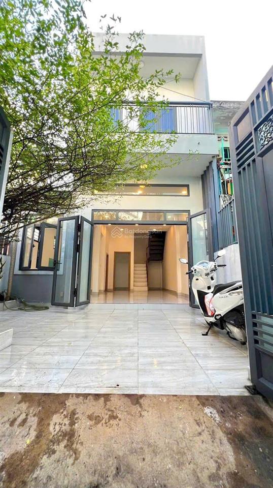 Mình bán nhà giá rẻ  hẻm ô tô luỹ bán bích, q. tân phú  4.3 x 15m  giá chỉ 5.9 tỷ  alo em đức