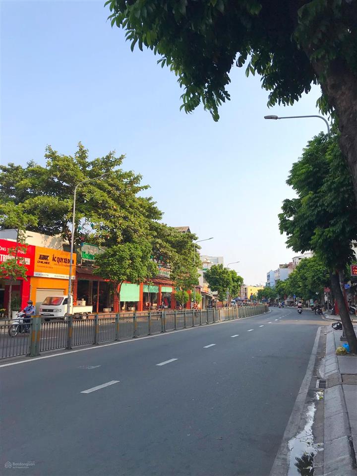 Mình bán nhà giá rẻ  hẻm ô tô luỹ bán bích, q. tân phú  4.3 x 15m  giá chỉ 5.9 tỷ  alo em đức