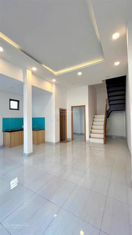 Mình bán nhà giá rẻ  hẻm ô tô luỹ bán bích, q. tân phú  4.3 x 15m  giá chỉ 5.9 tỷ  alo em đức