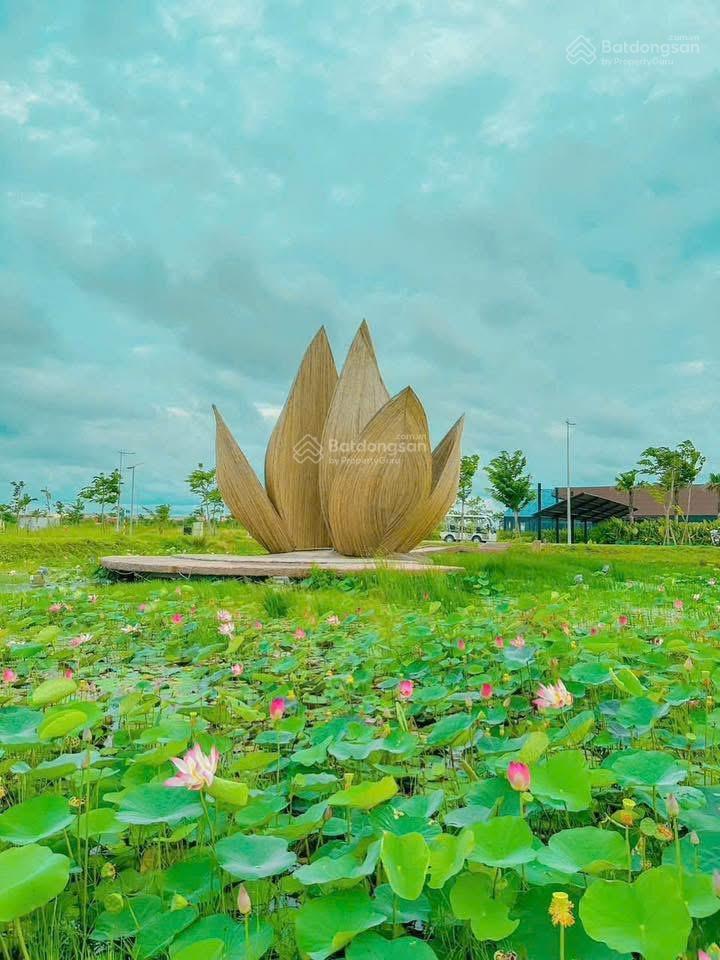 Khách ngộp bán gấp lô đất trong khu dân cư ora park trong khu công nghiệp 900ha