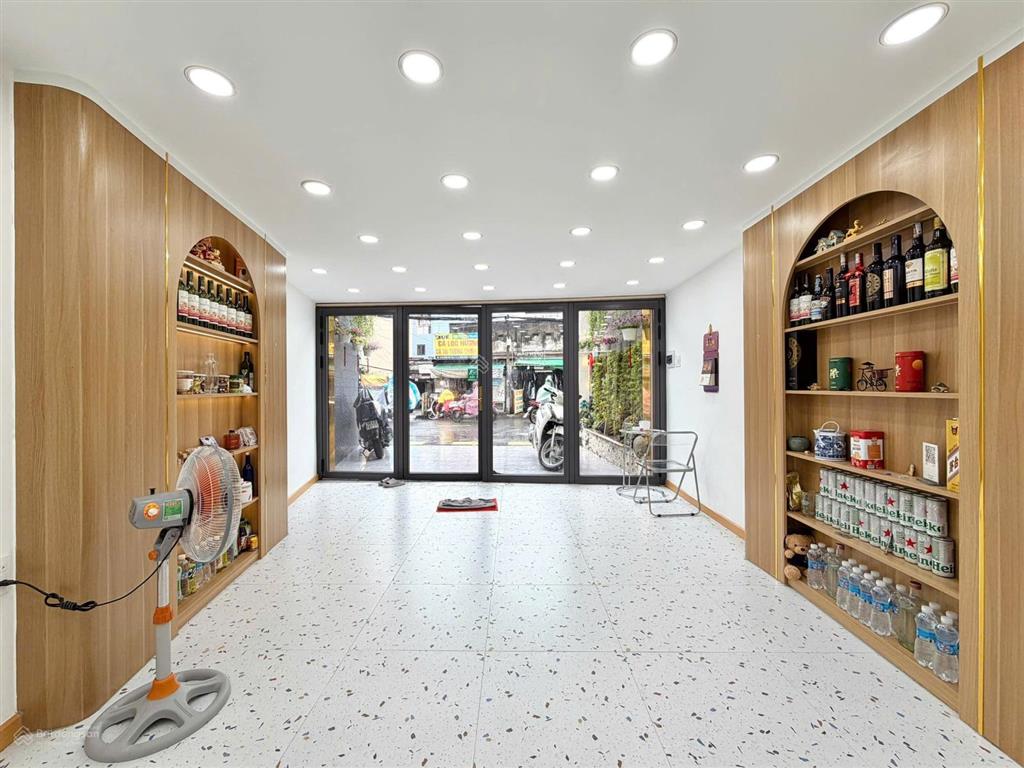 Bán nhà mặt tiền phan văn trị,quận bình thạnh,dt63m2,gía chỉ 12,7 tỷ