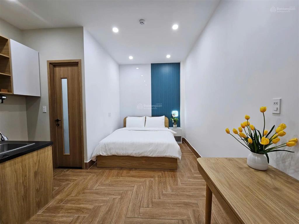 Bán khách sạn đường d2 hầm  6 tầng đang cho thuê khoán 160 triệu/tháng,giá 49 tỷ