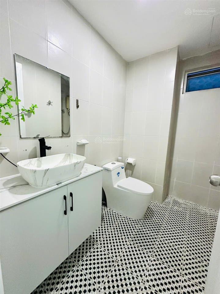 Tôi bán cc bàu cát ii, 2,6 tỷ, 55m2, 2pn + 1wc + bếp, bancong hướng mát