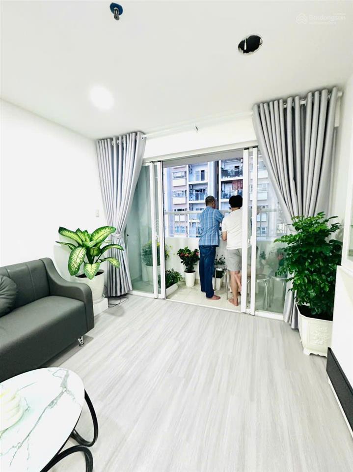 Tôi bán cc bàu cát ii, 2,6 tỷ, 55m2, 2pn + 1wc + bếp, bancong hướng mát