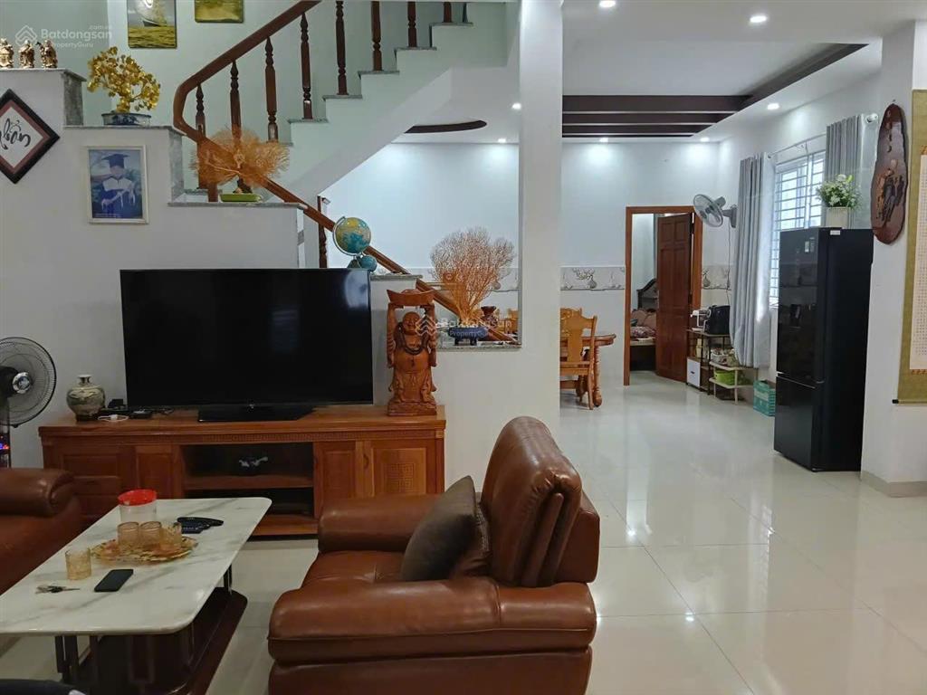 Bán nhà 3 tầng kđt phước long  2 mặt tiền  126,6m2 11 tỷ