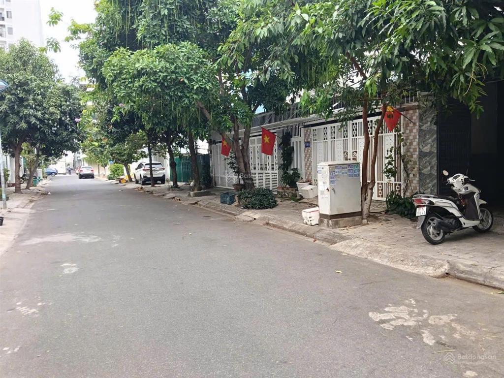 Bán nhà 3 tầng kđt phước long  2 mặt tiền  126,6m2 11 tỷ