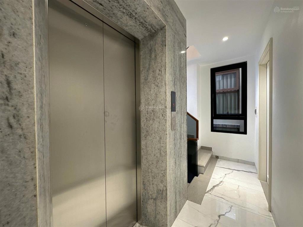 186tr/m2, trường chinh, 10m ra phố, lô góc ô tô đỗ, thang máy, 2 thoáng, qh ổn định, 50m2*5t ở luôn