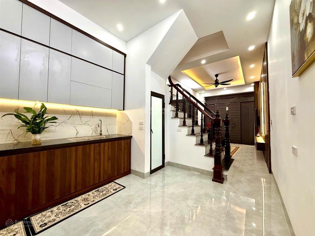 Vf3 đỗ cửa! trường chinh, lô góc nở hậu, 2 mặt ngõ thông kinh doanh, full nội thất, 42m2*5t ở luôn