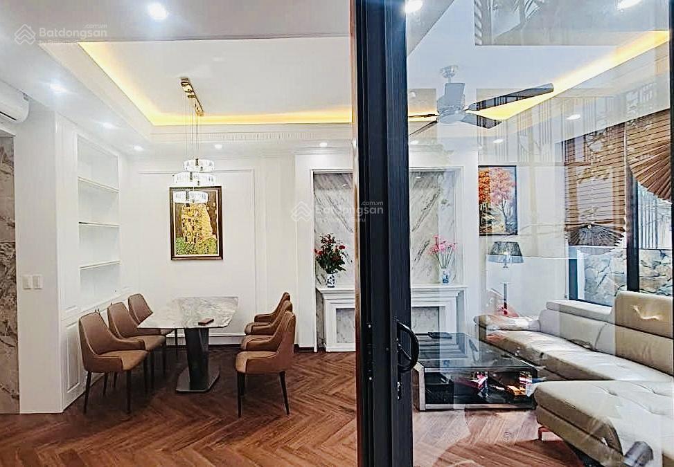 Chủ mót bán! lô góc thái hà mặt tiền rộng, ô tô đỗ cửa cách phố 20m, dân xây, 46m2*5t full nội thất