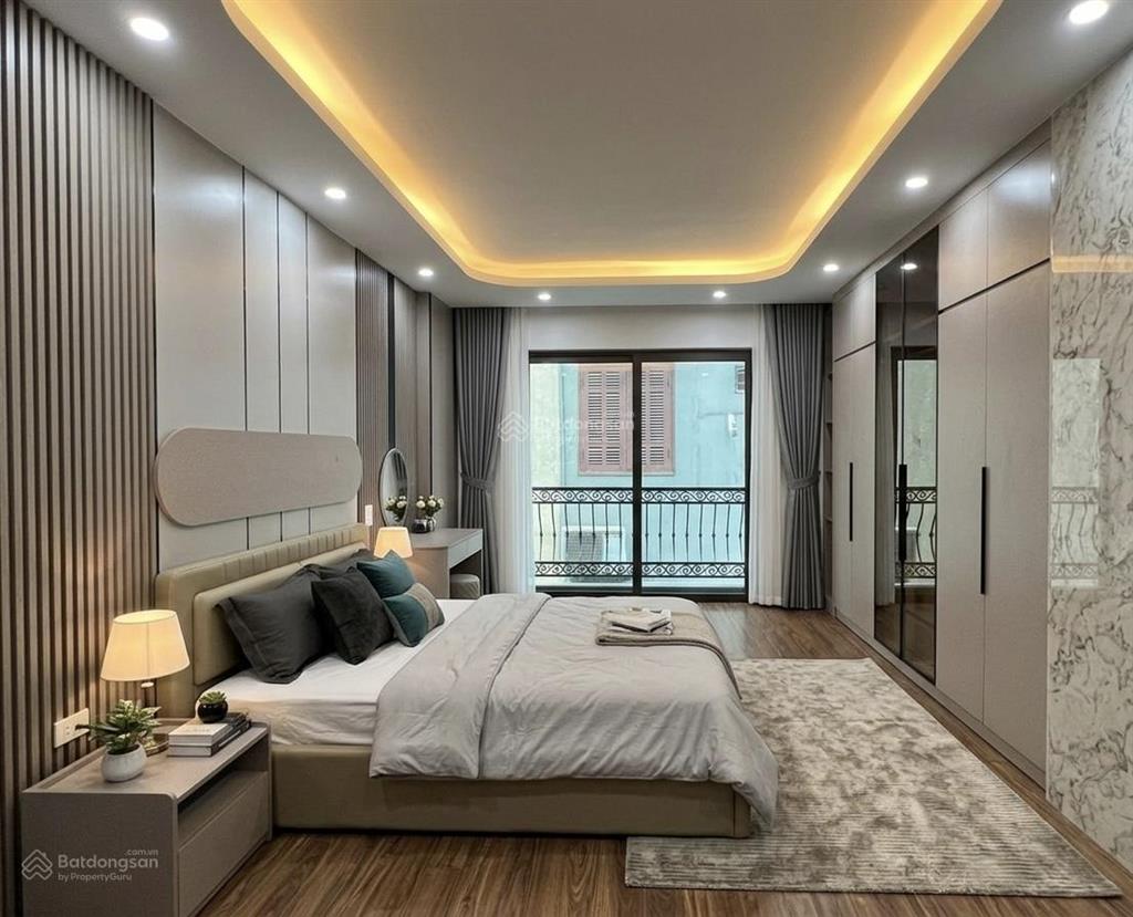 Rẻ như cho! thịnh quang, lô góc mặt tiền rộng, gara ô tô, 20m ra mặt phố, full nội thất, 43m2*5t