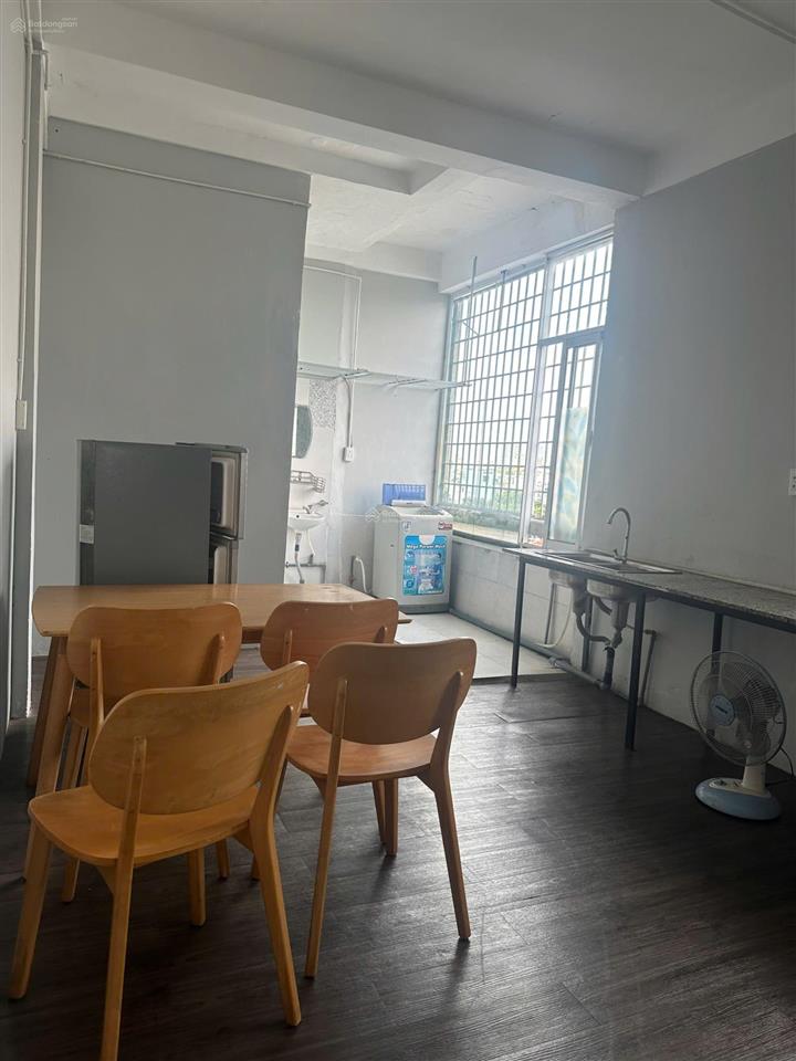 Chính chủ bán căn hộ chung cư tại vũ huy tấn, 2,5 tỷ, 45m2, view đẹp, giá ưu đãi
