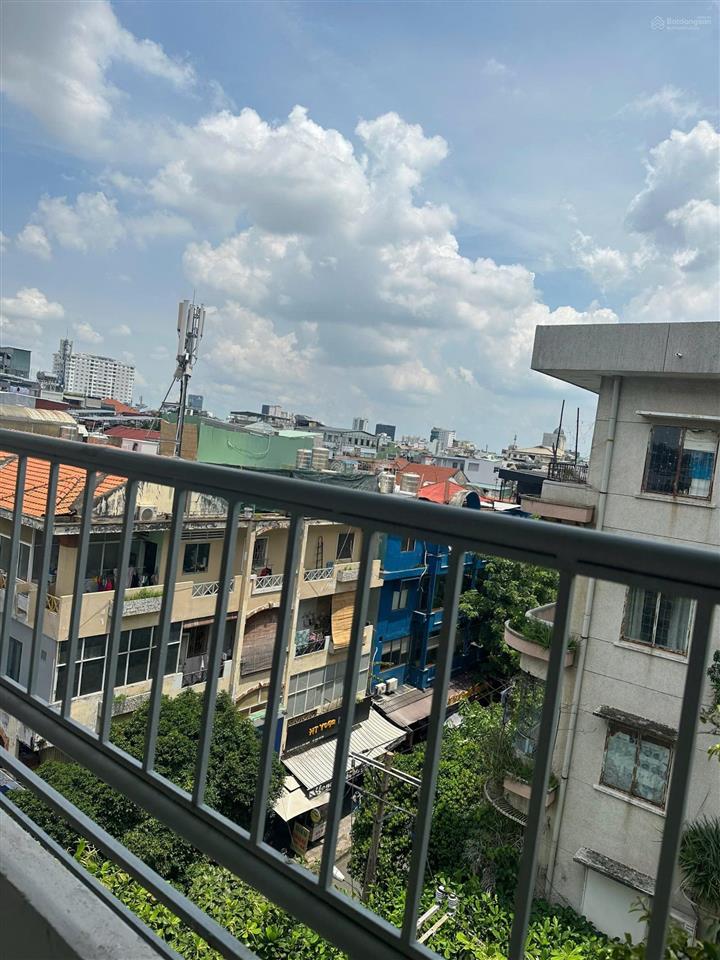 Chính chủ bán căn hộ chung cư tại vũ huy tấn, 2,5 tỷ, 45m2, view đẹp, giá ưu đãi