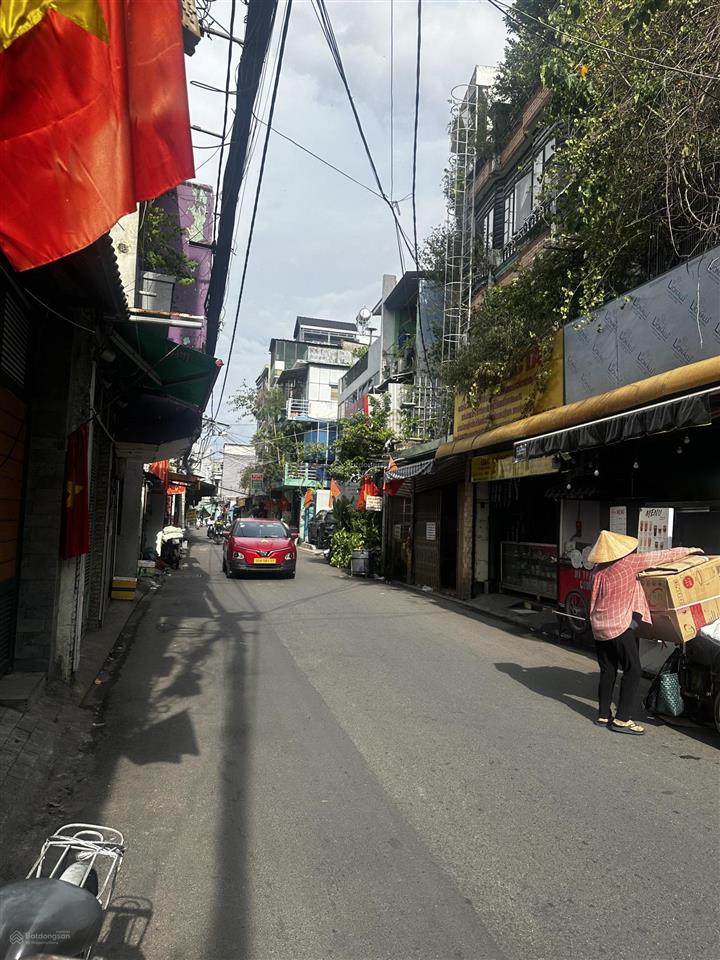 Nhà mặt phố tại lạc long quân, 22 tỷ (thương lượng), 140m2, căn hộ dịch vụ, kinh doanh đa ngành