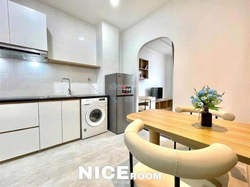 Chung cư mini full nội thất ban công 45m2 giá rẻ nguyễn thị minh khai quận 1