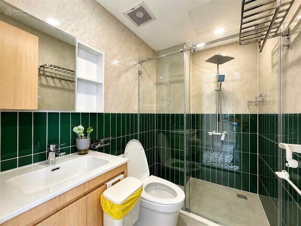 Căn hộ ban công | full nội thất | 40m2 | trung tâm quận 1 nguyễn thị minh khai