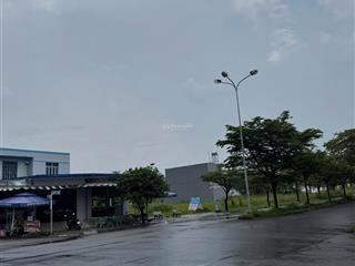 Đất nền giáp khu tthc long thành cách tuyến đường lê duẩn chỉ 5p, dt 100m2 đất đẹp giá 9,5tr/m2
