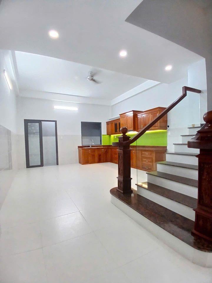 BÁN NHÀ 4 TẦNG GẦN AEON TÂN PHÚ - 5X17 (84M2) - SHR CHỈ 7,8TỶ. LH:0906108070.